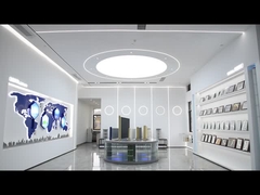 Cartucce di filtro della polvere ad alte prestazioni esposte nel showroom della fabbrica Farrleey Filtration